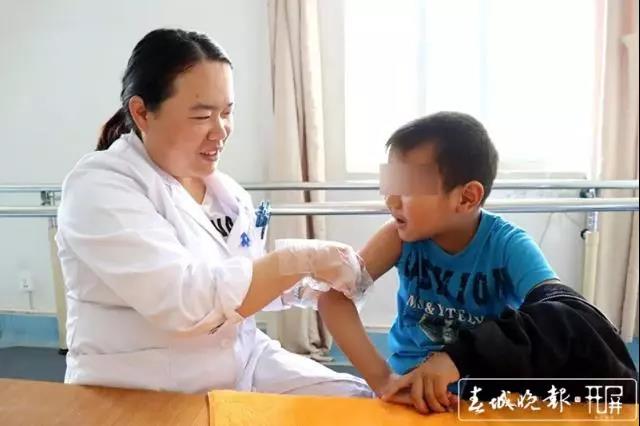 感謝春城晚報、保山新聞網(wǎng)對小潤潤的關(guān)心，感謝患者對我院的信任！